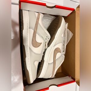 NIKE LOW DUNKS never used ! Dunk Low SE 'Phantom Khaki'  Male- size 11 beige